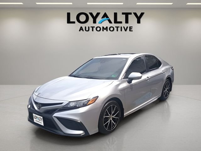 Used 2023 Silver Toyota SE image 1
