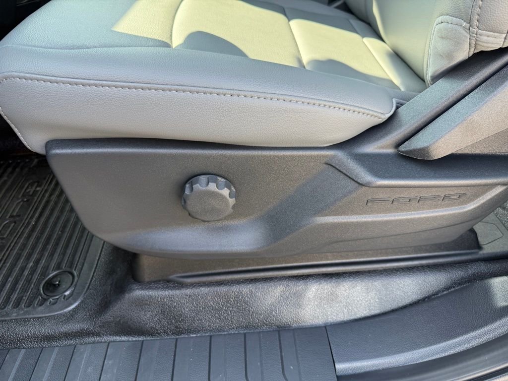 2026 Ford F-350 Super Duty XL - Photo 7