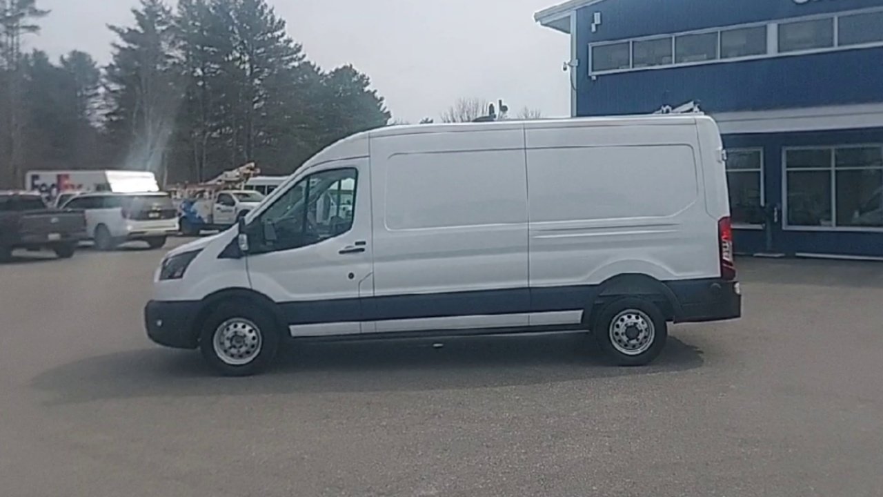 New 2026 Oxford White Ford Cargo Van image 18