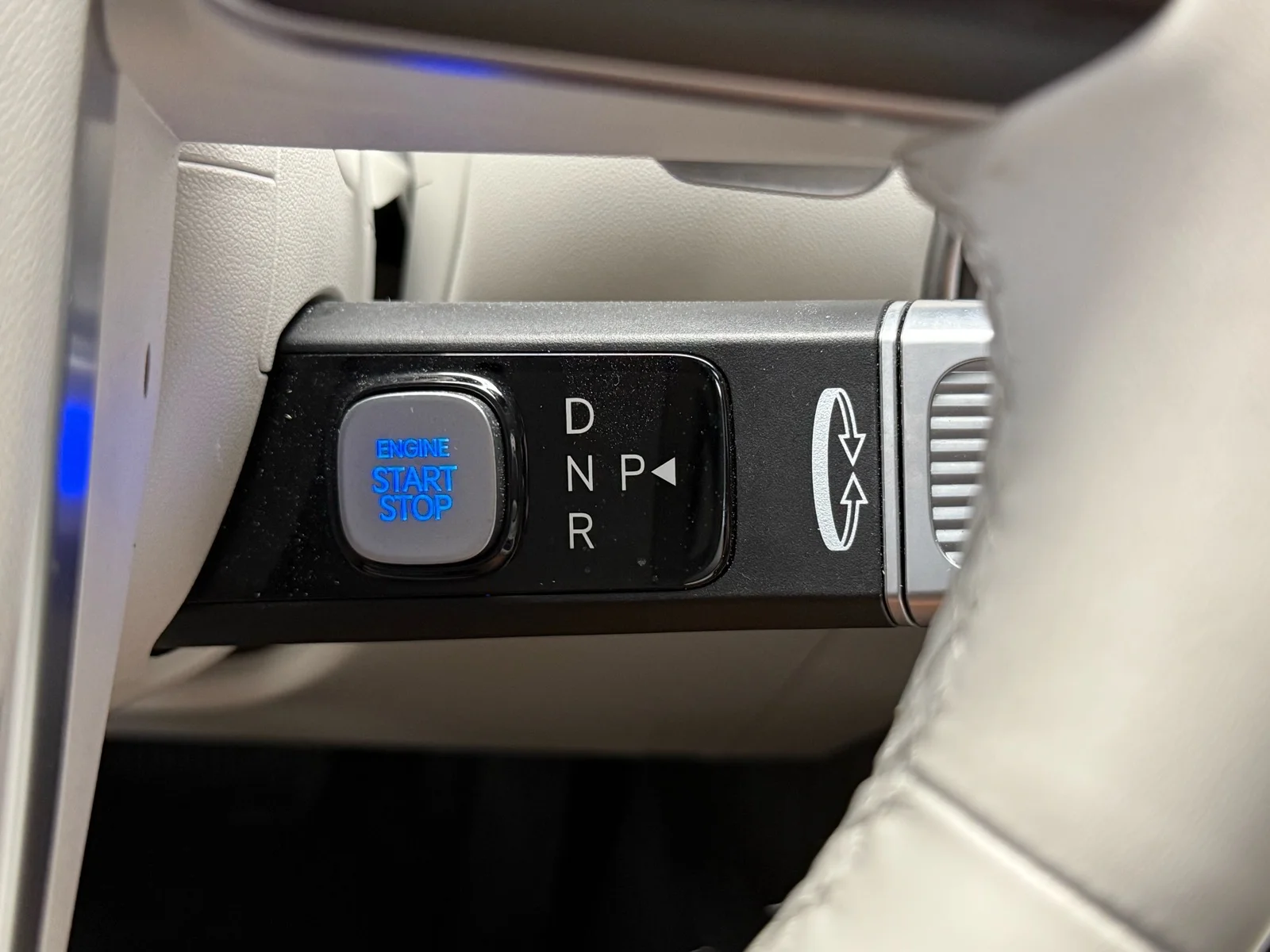 Used 2026 Abyss Black Pearl (a2b) Hyundai SEL image 24