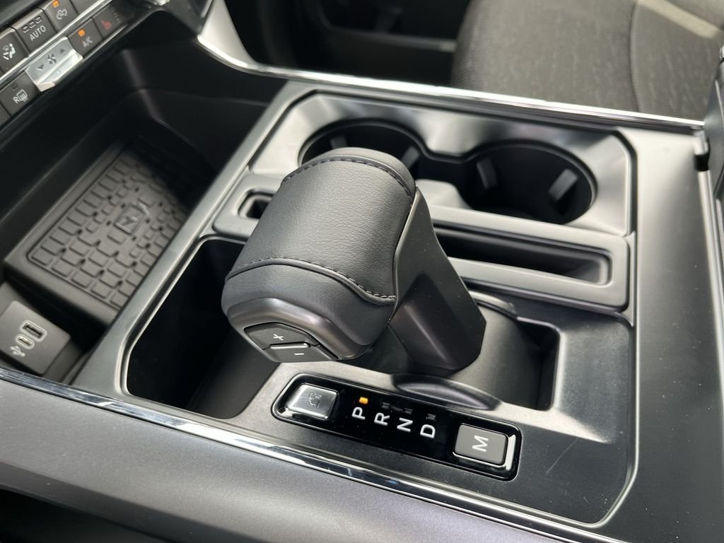 New 2026 Agate Black Metallic Ford XLT image 20