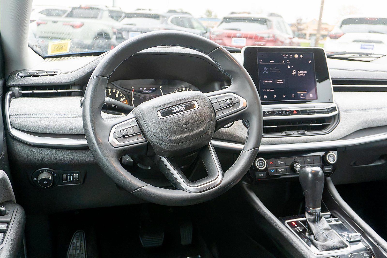 Used 2022 Laser Blue Pearlcoat Jeep Latitude 4x4 image 13