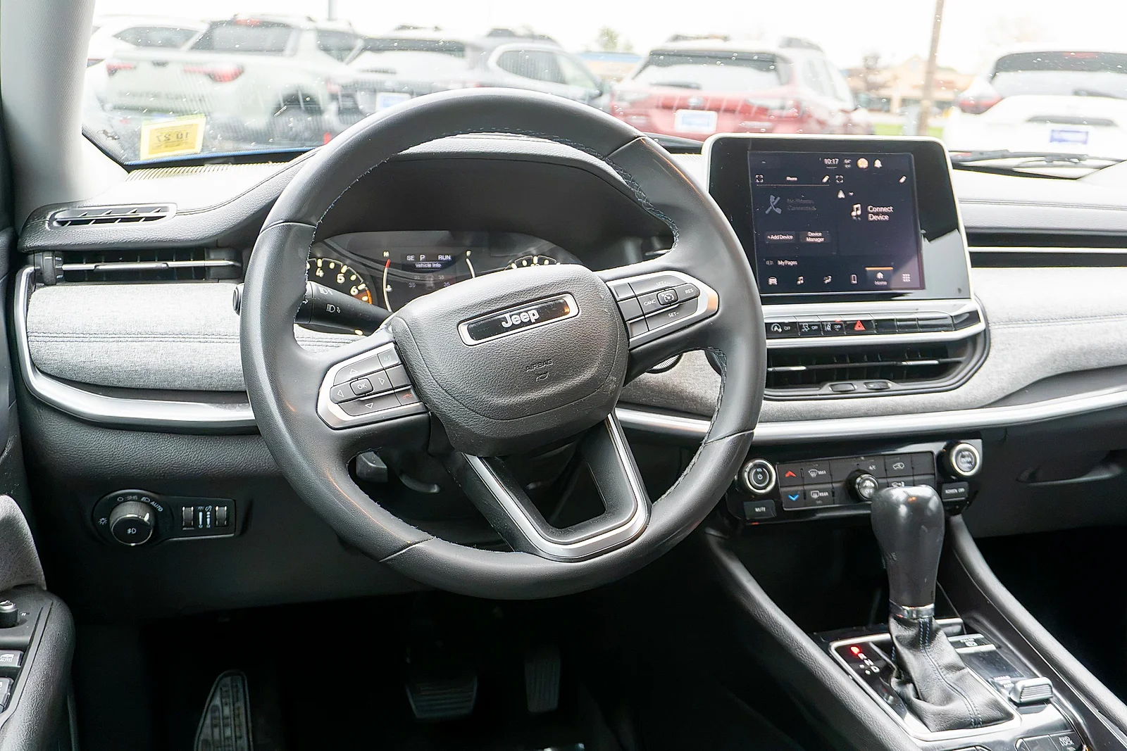 Used 2022 Laser Blue Pearlcoat Jeep Latitude 4x4 image 13