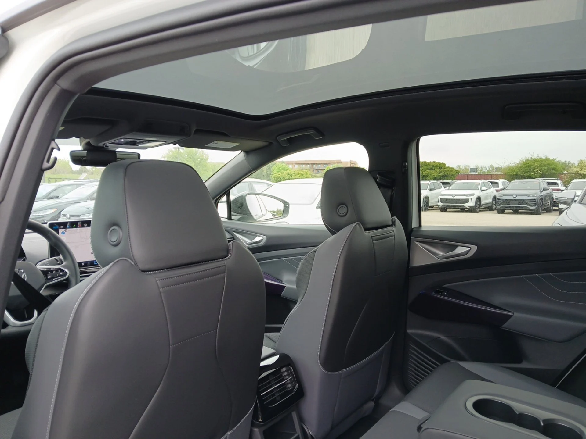 New 2026 Opal White Pearl Volkswagen Pro S image 19