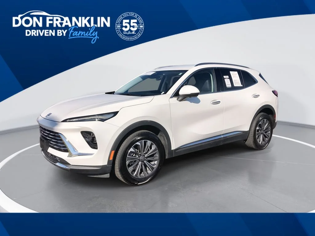 Used 2025 White Buick Preferred image 1