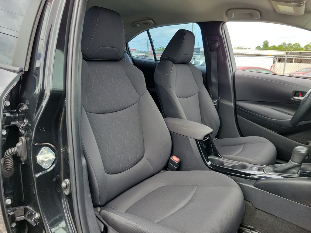 Used 2020 Black Toyota LE image 17