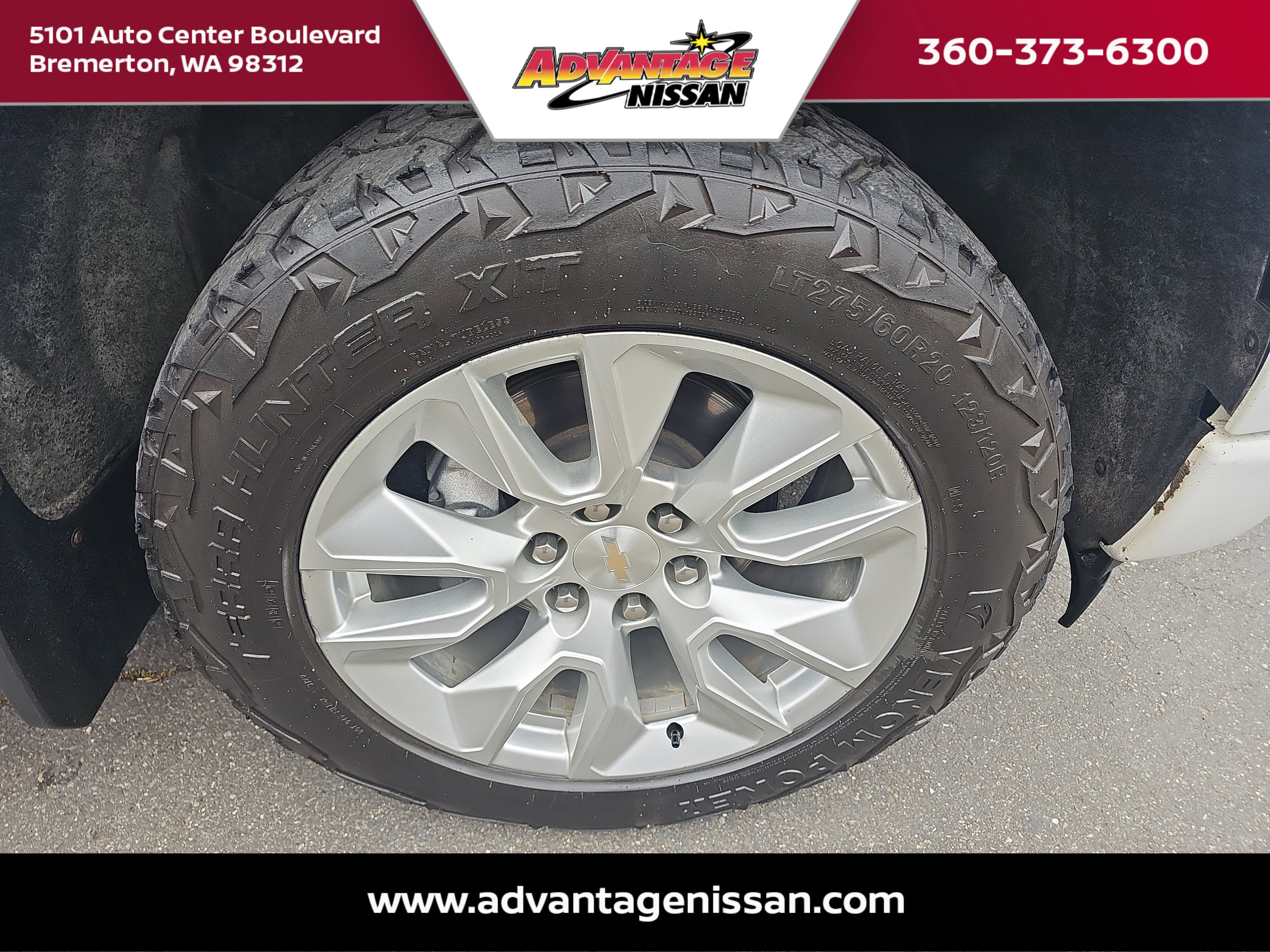 Used 2023 Summit White Chevrolet Custom image 21