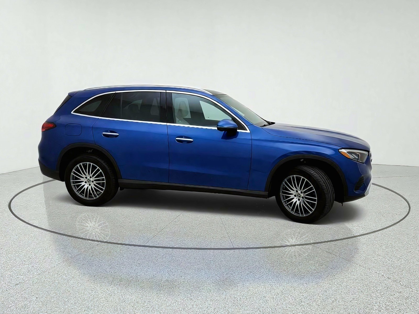 Certified Used 2026 Starling Blue Metallic Mercedes-Benz GLC 300 image 6