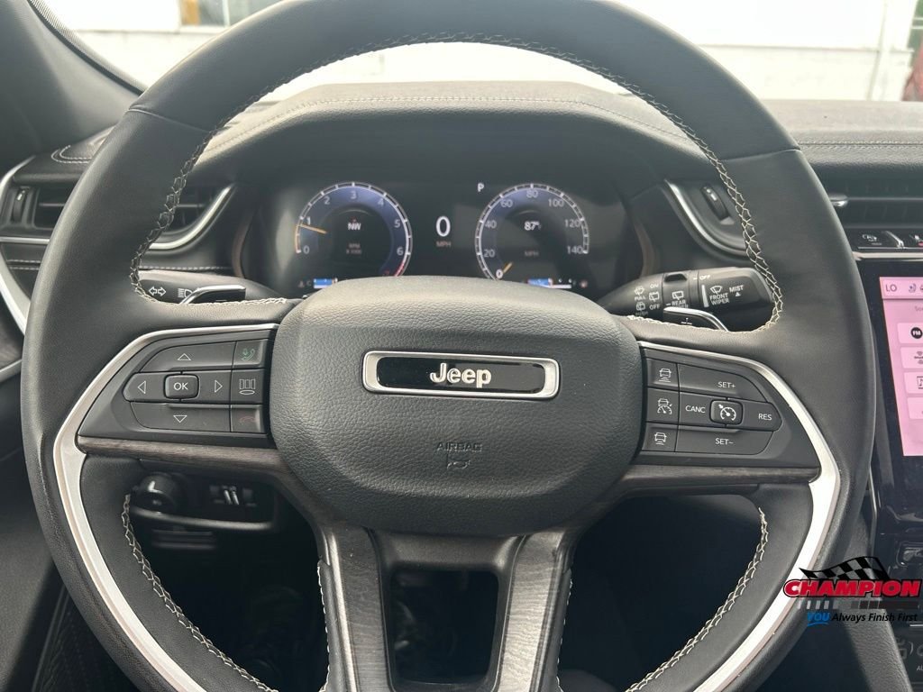 Used 2024 Black Jeep Limited image 15