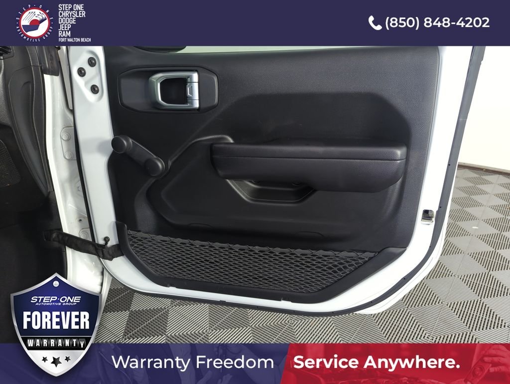 Used 2021 White Jeep Sport image 30