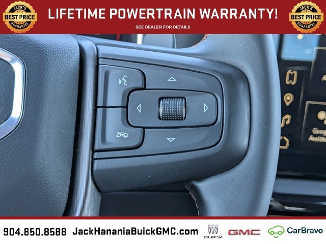 Used 2025 White GMC AT4 image 33