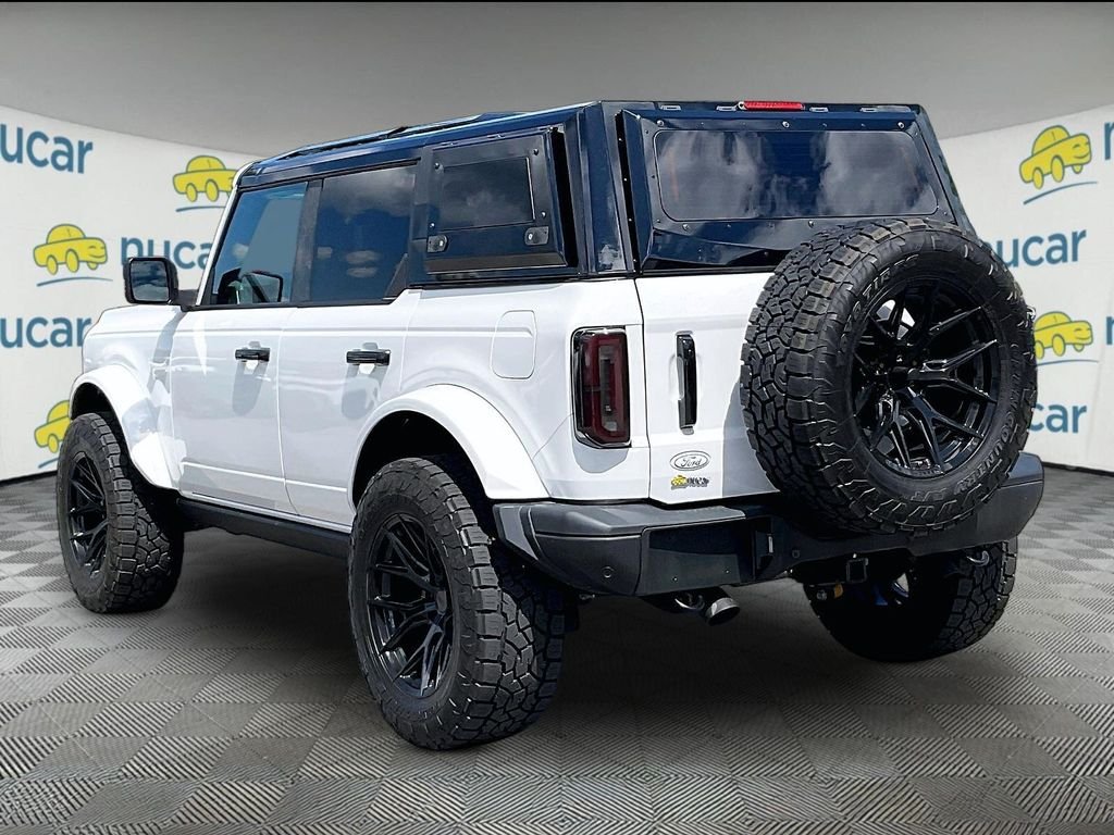 Used 2023 Oxford White Ford Badlands image 4