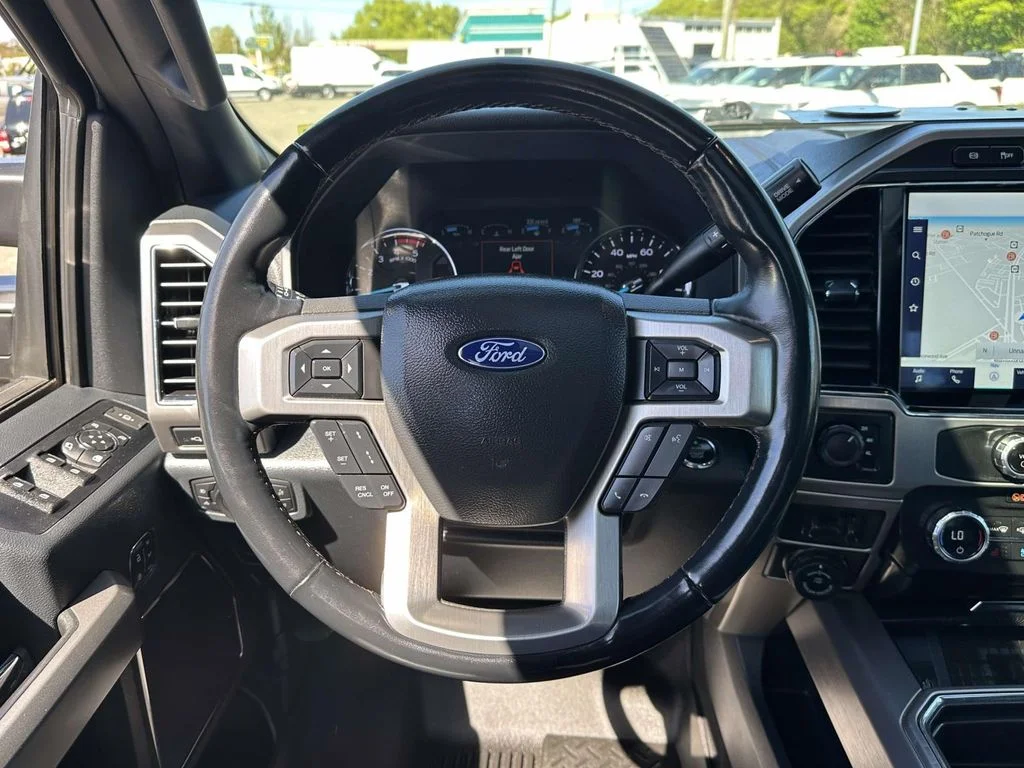 Used 2022 Star White Metallic Tri-Coat Ford Platinum image 21