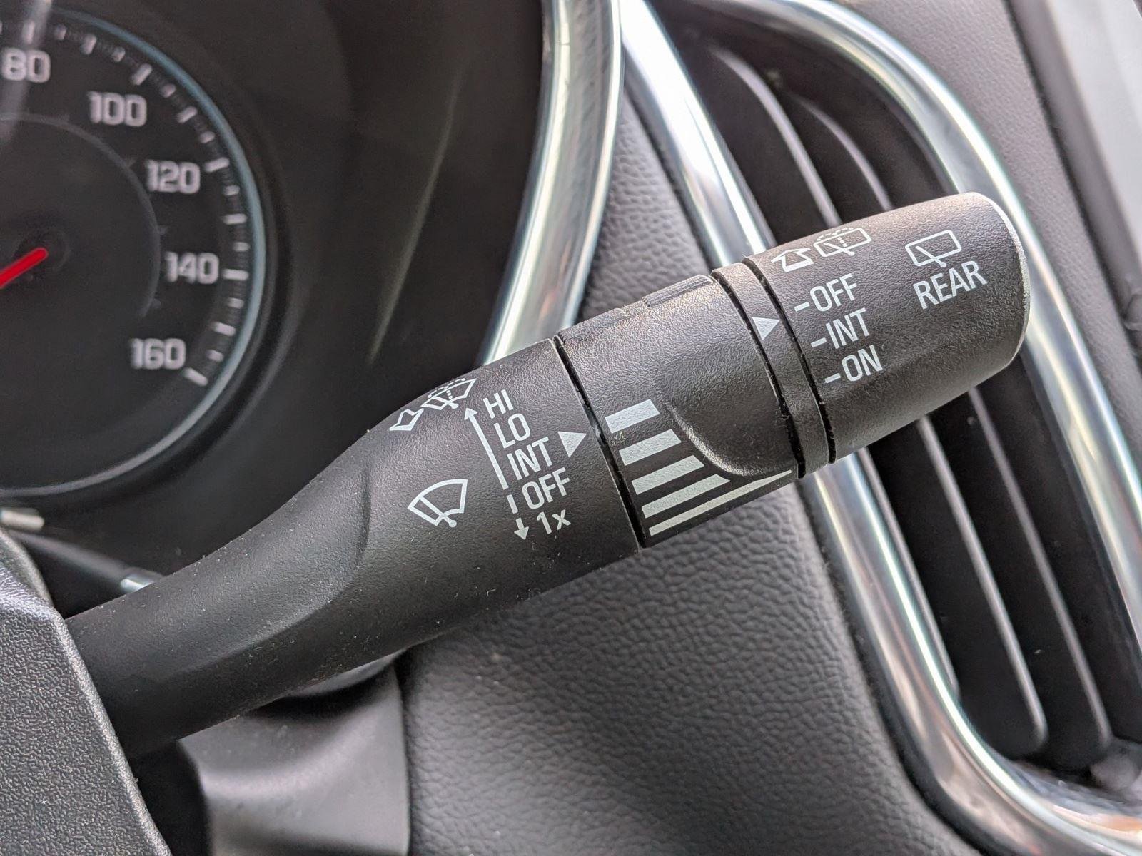 Used 2022 Summit White Chevrolet LT image 23