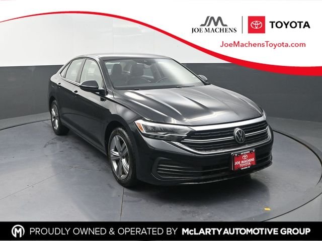 Used 2024  Volkswagen 1.5T SE image 1