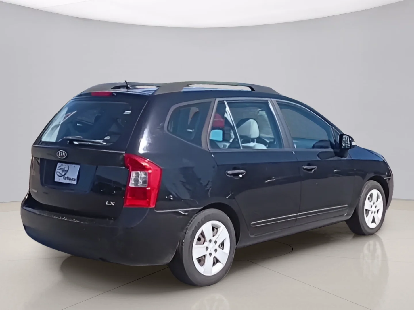 Used 2010 Black Kia LX image 5