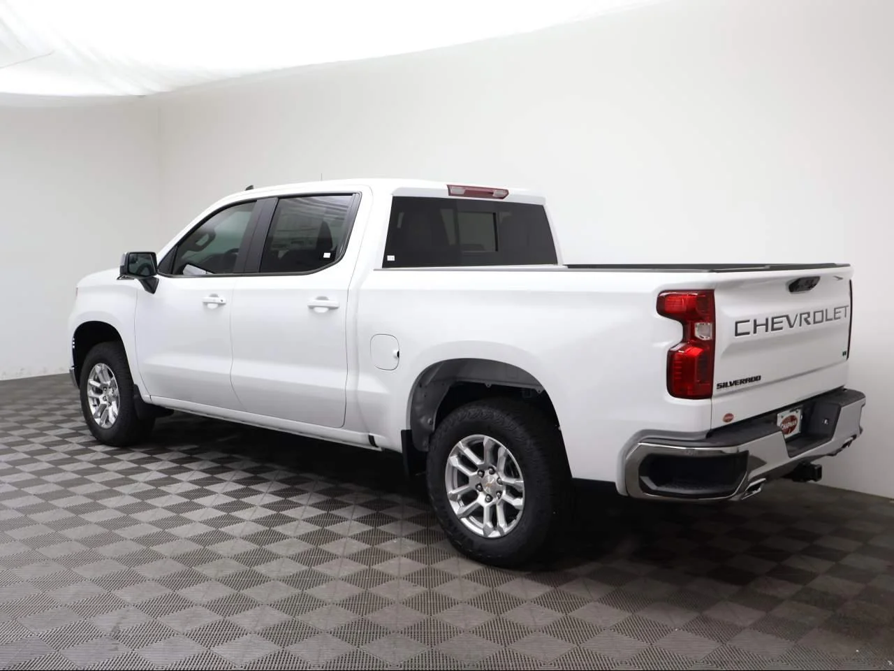 New 2026 Summit White Chevrolet LT image 27