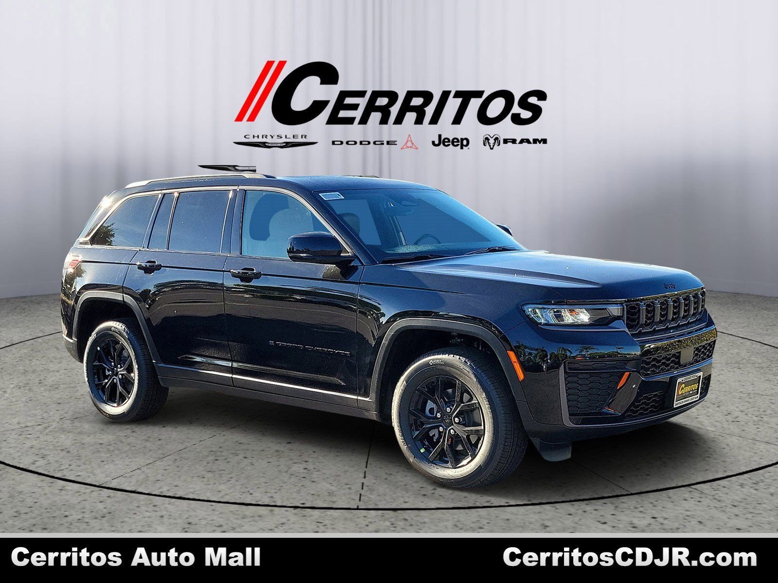 New 2026 Diamond Black Crystal Pearl-Coat Exterior Paint Jeep Altitude image 1