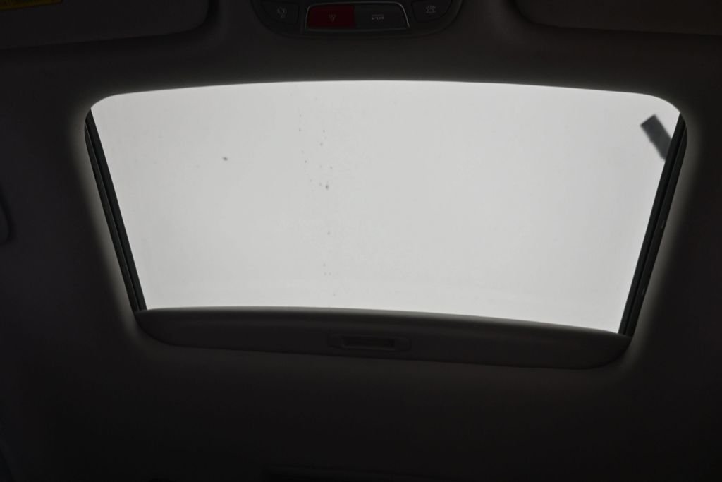 Used 2023 Black Kia SX image 23