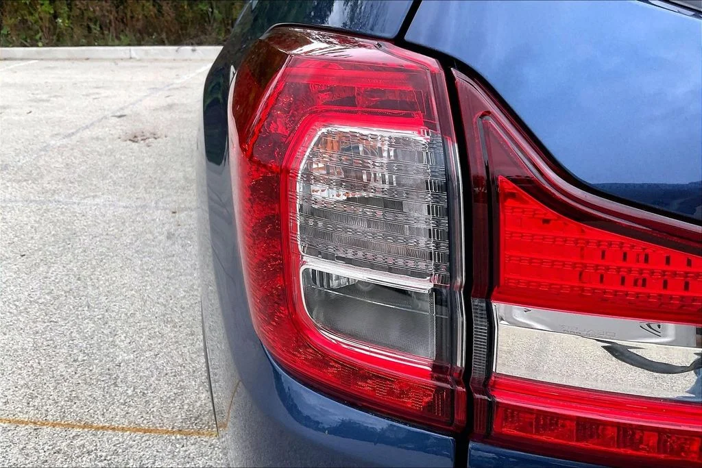 Used 2021 Blue Subaru Touring image 31