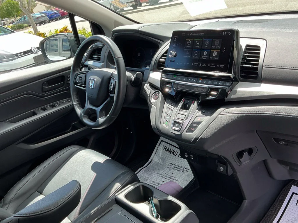 Used 2025  Honda EX-L image 21