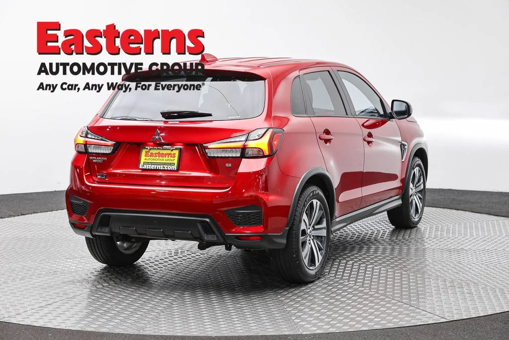 Used 2025 Red Mitsubishi 2.0 SE image 5