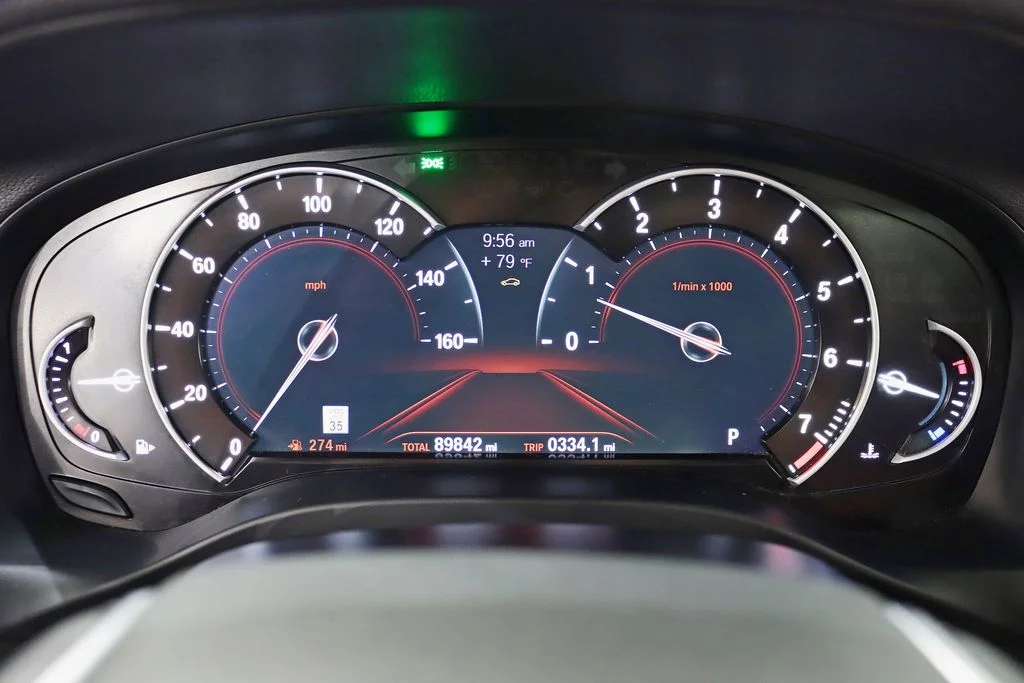 Used 2019 White BMW xDrive30i image 15