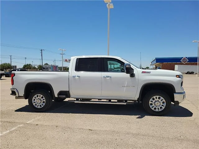 Used 2025 Summit White Chevrolet LTZ 4x4 Crew Cab 8 ft. box 172 in. WB image 5