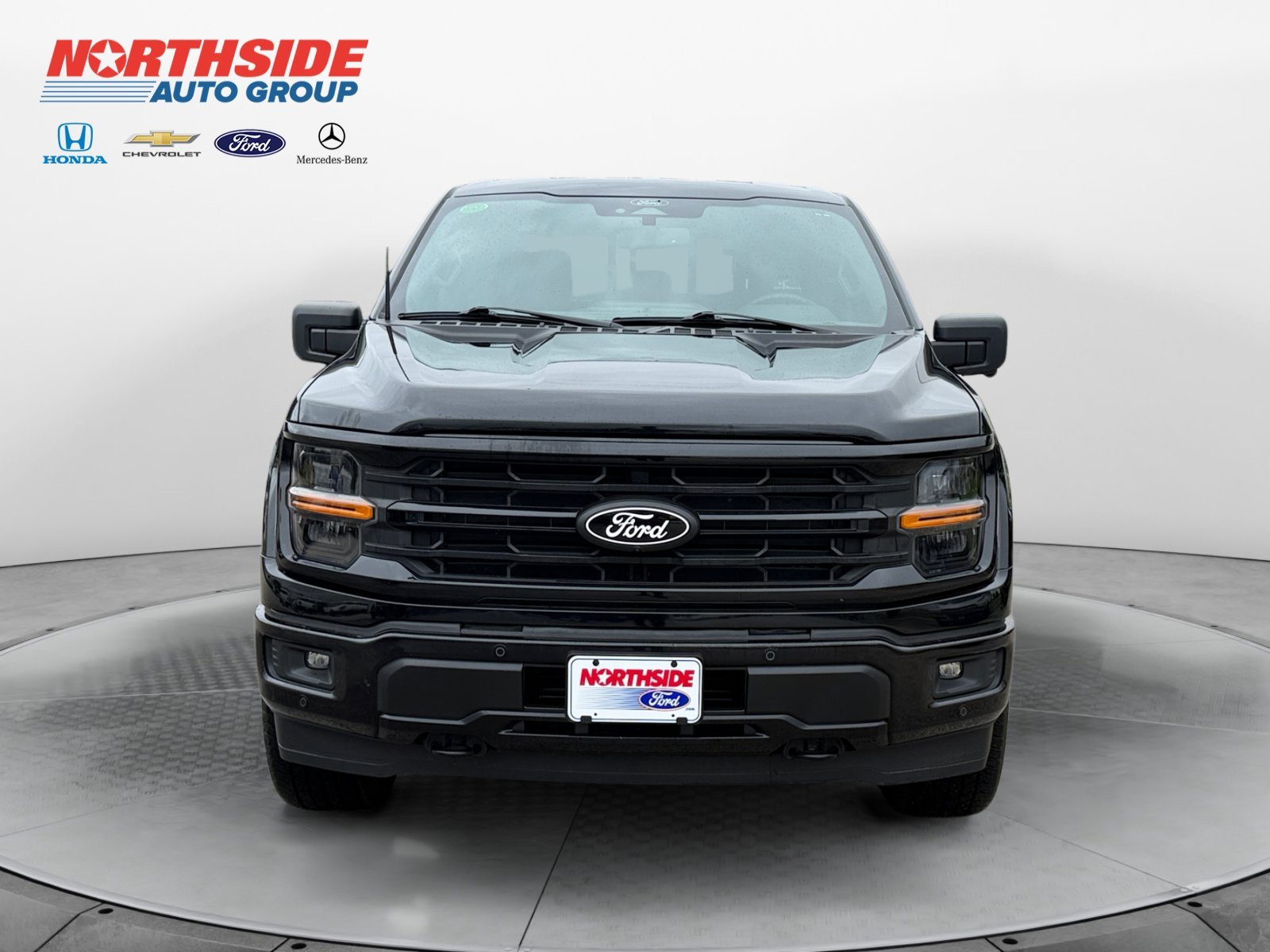 Certified Used 2024 Agate Black Metallic Ford XLT image 2