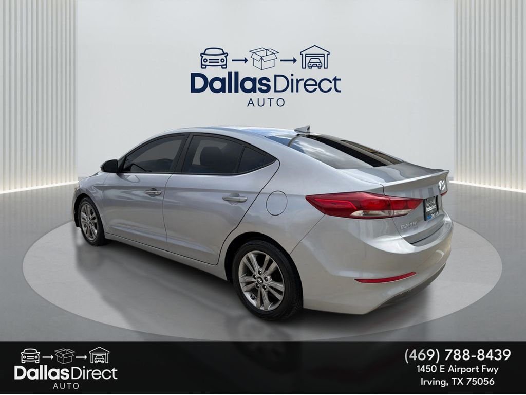 Used 2017 Shale Gray Metallic Hyundai SE image 8
