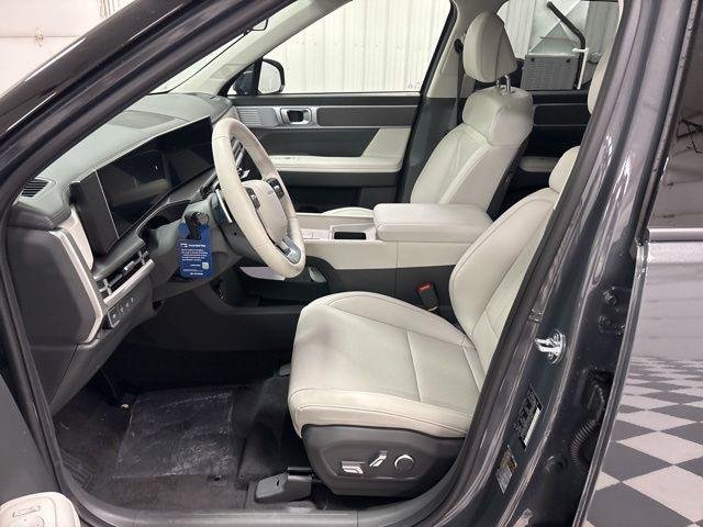 New 2026 Gray Hyundai SEL image 6