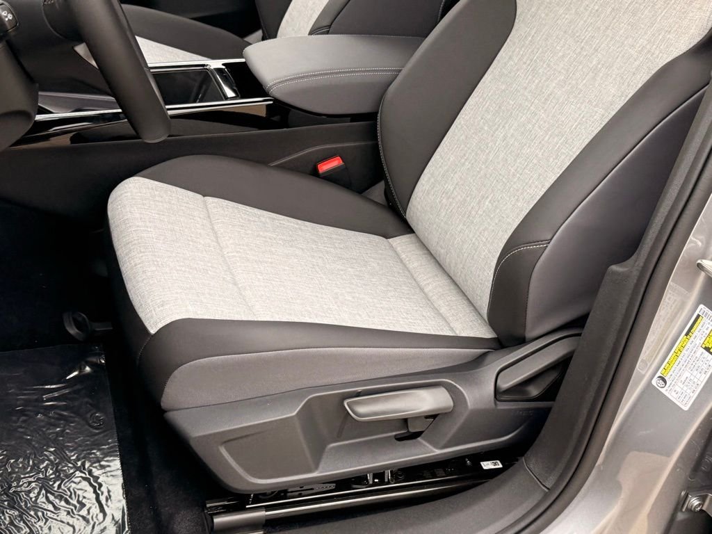 New 2025 Silver Mist Metallic Volkswagen Pro image 12