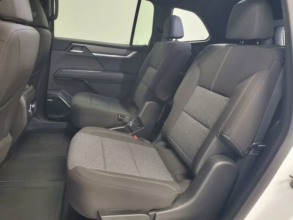 2026 GMC Acadia Elevation - Photo 25