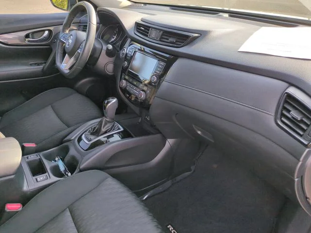 Used 2018 Gray Nissan SV image 34