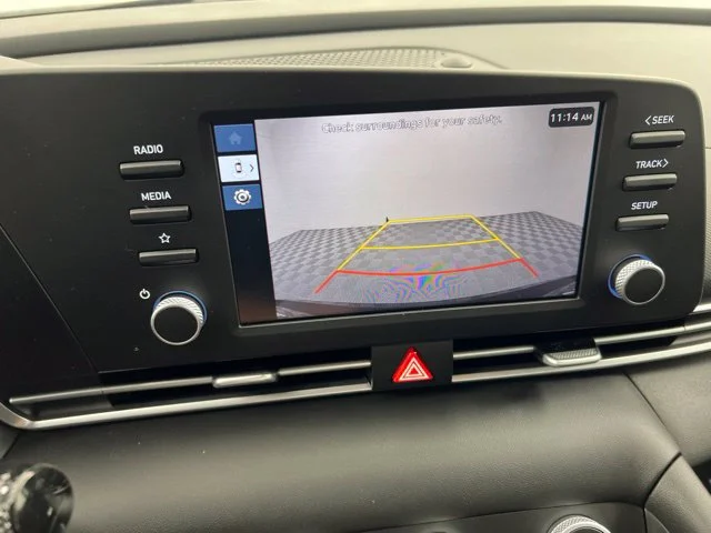 Used 2025 Black Hyundai SE image 17