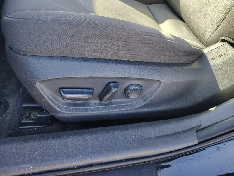 Used 2020 Black Toyota LE image 11