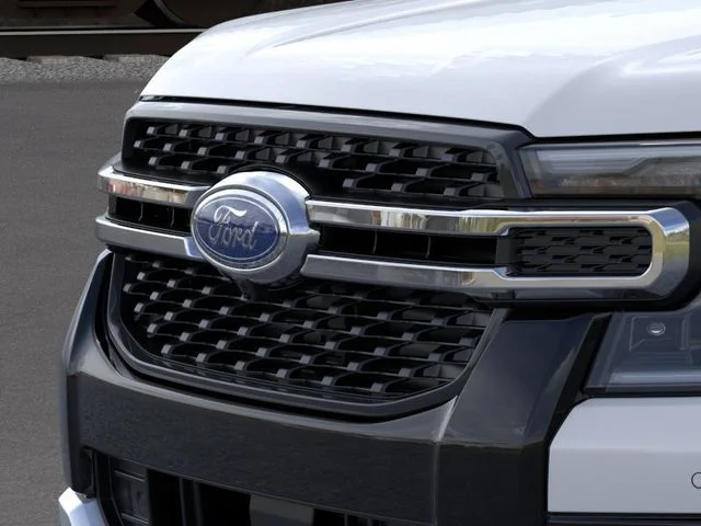 New 2026 Oxford White Ford Lariat image 17