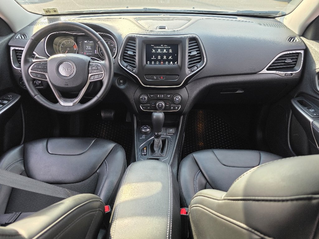 Used 2020 Jeep Cherokee Latitude Plus with VIN 1C4PJMLB6LD593991 for sale in Lakewood, NJ