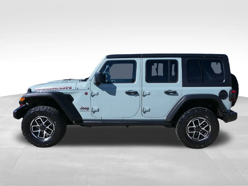 Used 2024 Earl Clearcoat Jeep Rubicon image 6