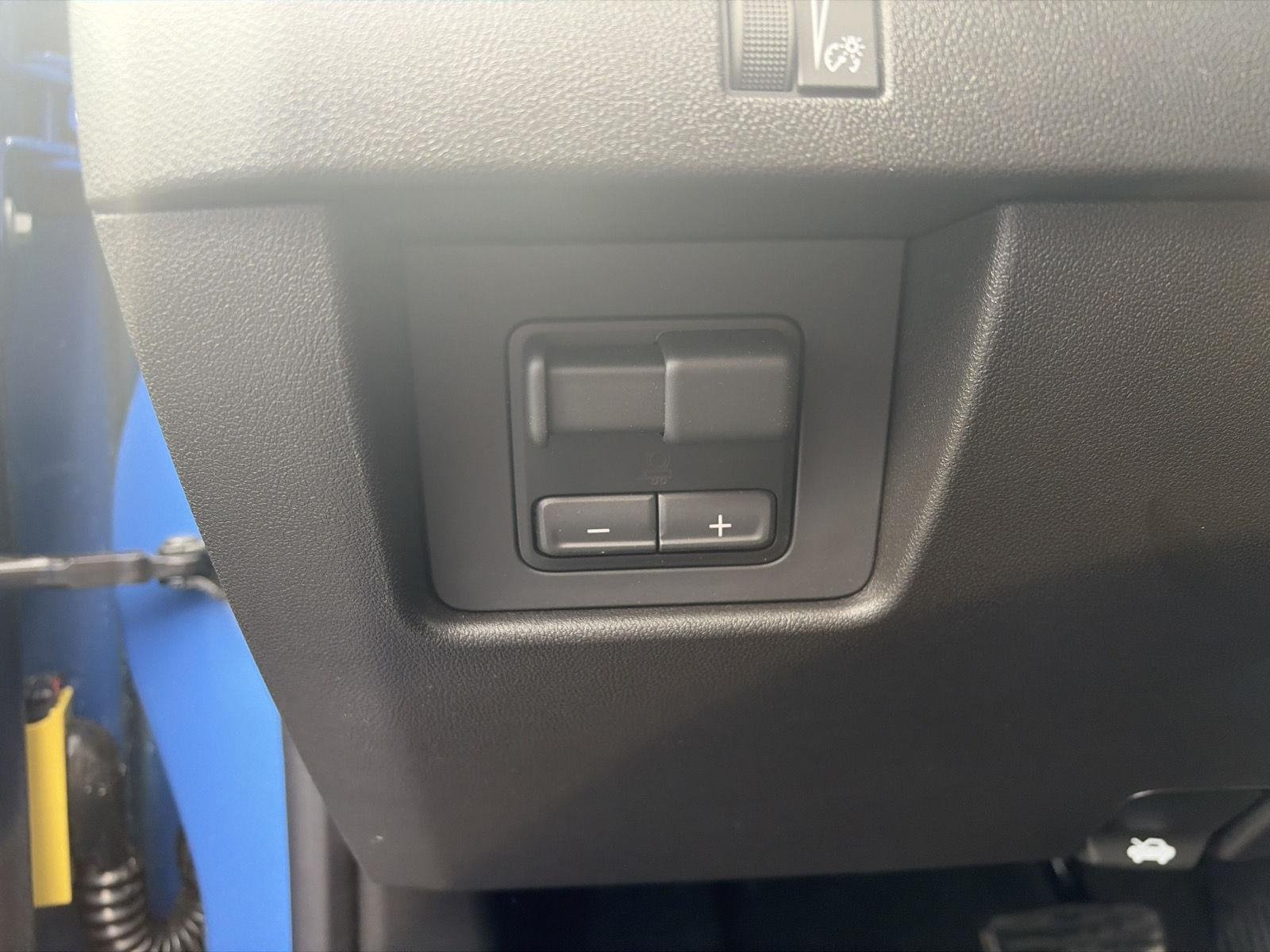 New 2026 Reef Blue Metallic Chevrolet Trail Boss image 17