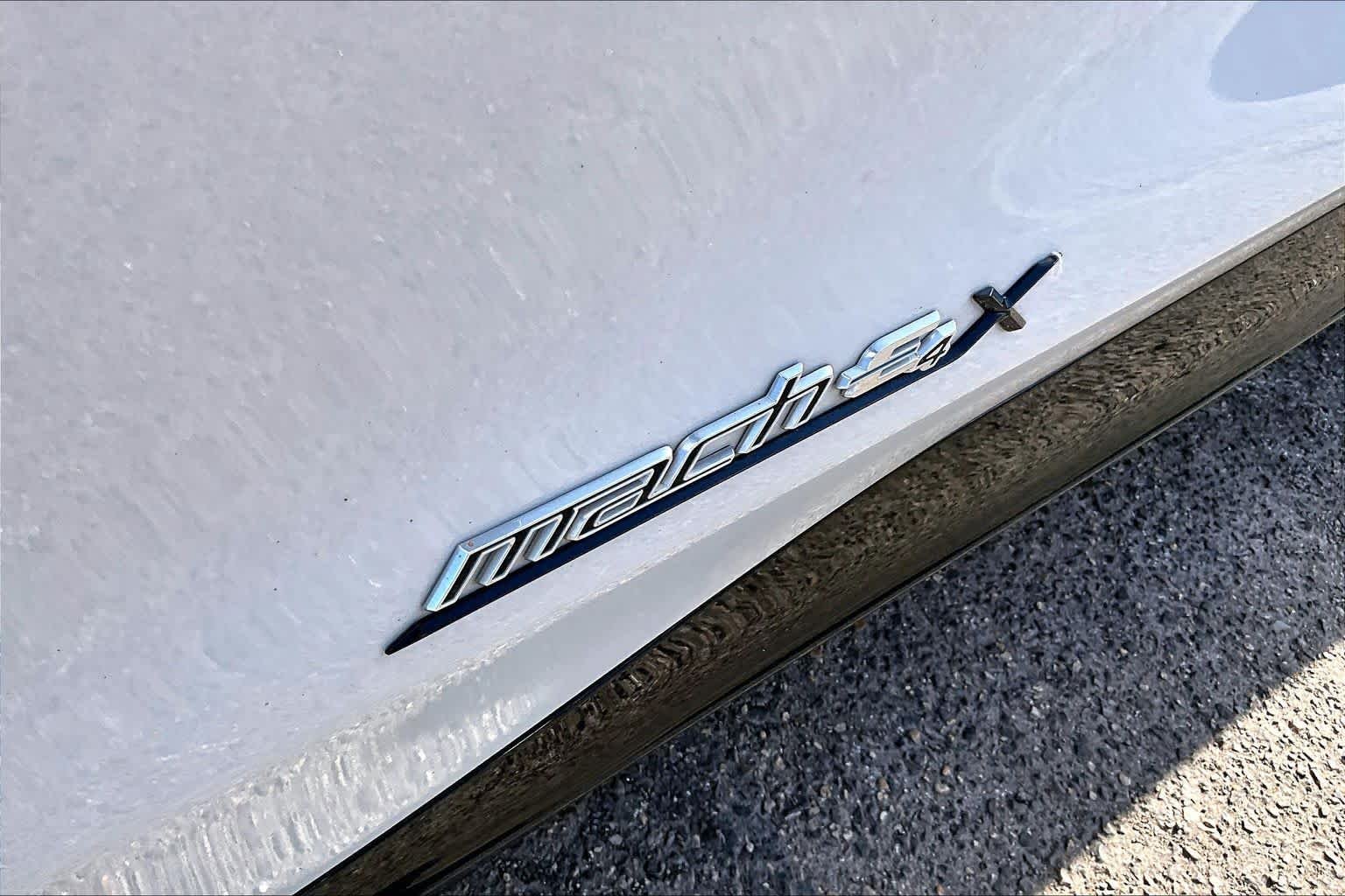 Used 2023 Space White Metallic Ford GT image 8