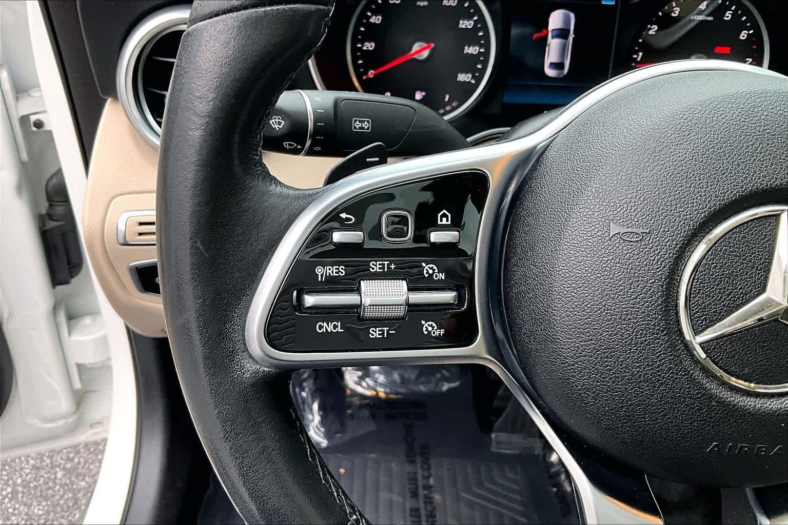Used 2019 Polar White Mercedes-Benz C 300 image 23