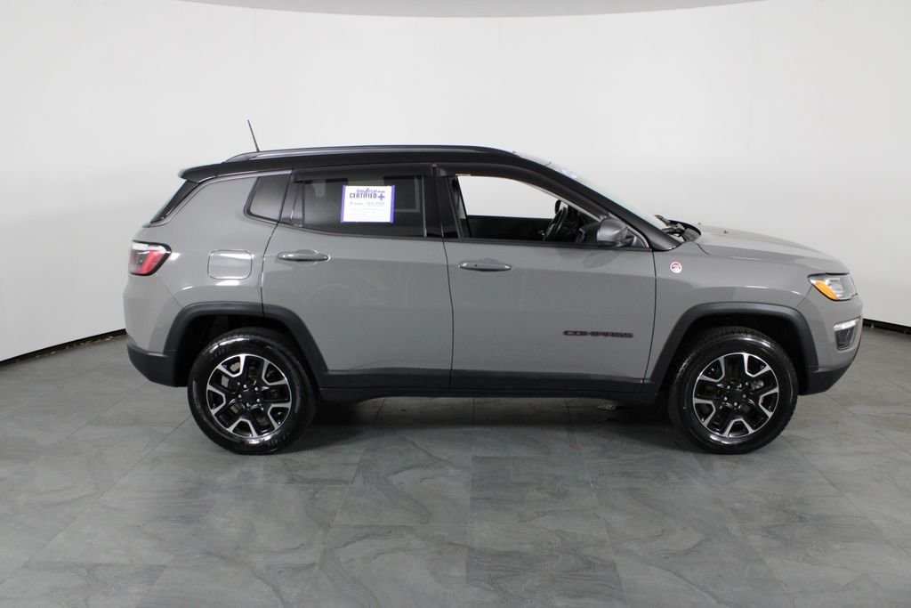 Used 2020 Gray Jeep Trailhawk image 14