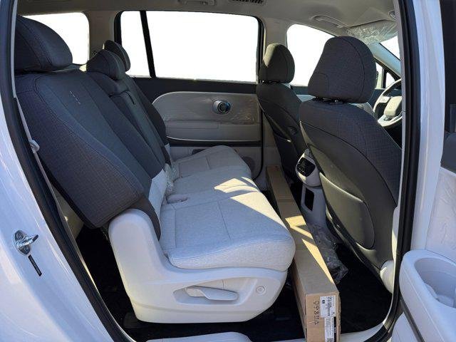 2026 Hyundai IONIQ 9 SE - Photo 38