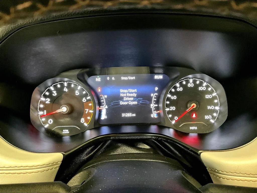 Used 2022 Black Jeep Limited image 26