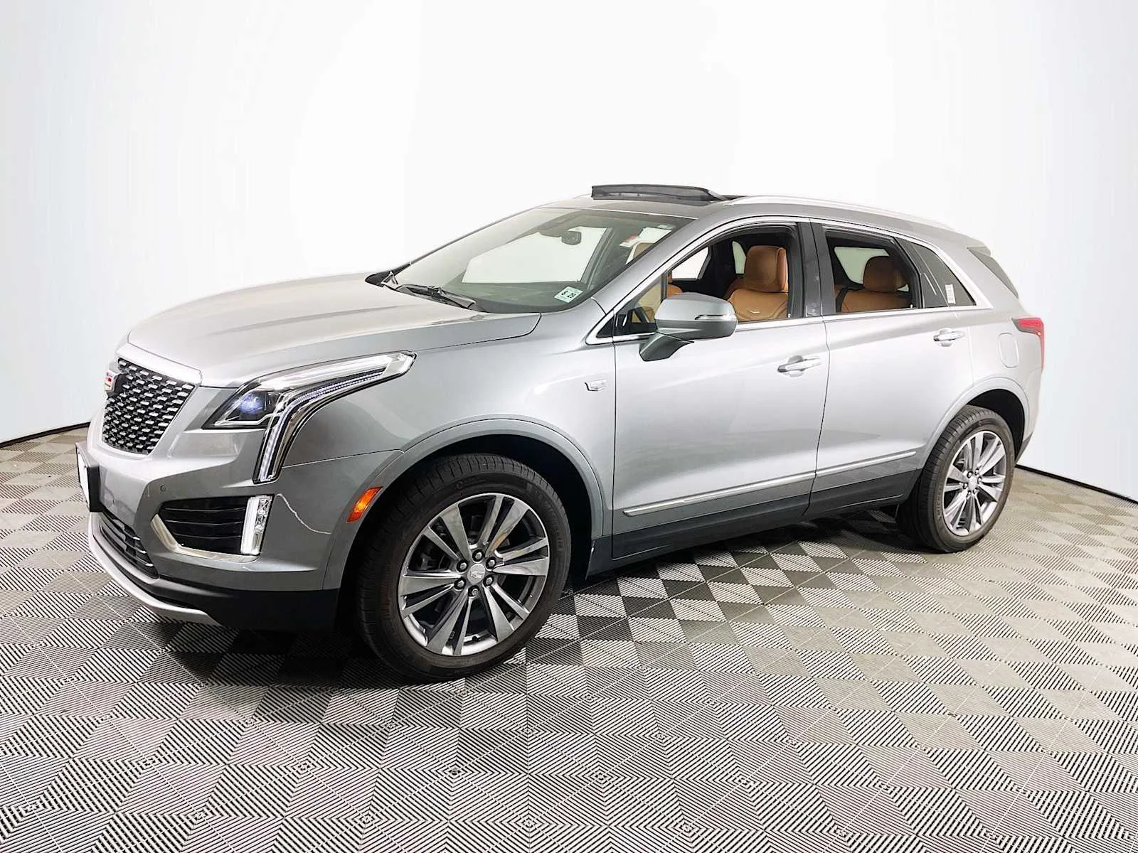 2024 Cadillac XT5 FWD Premium Luxury
