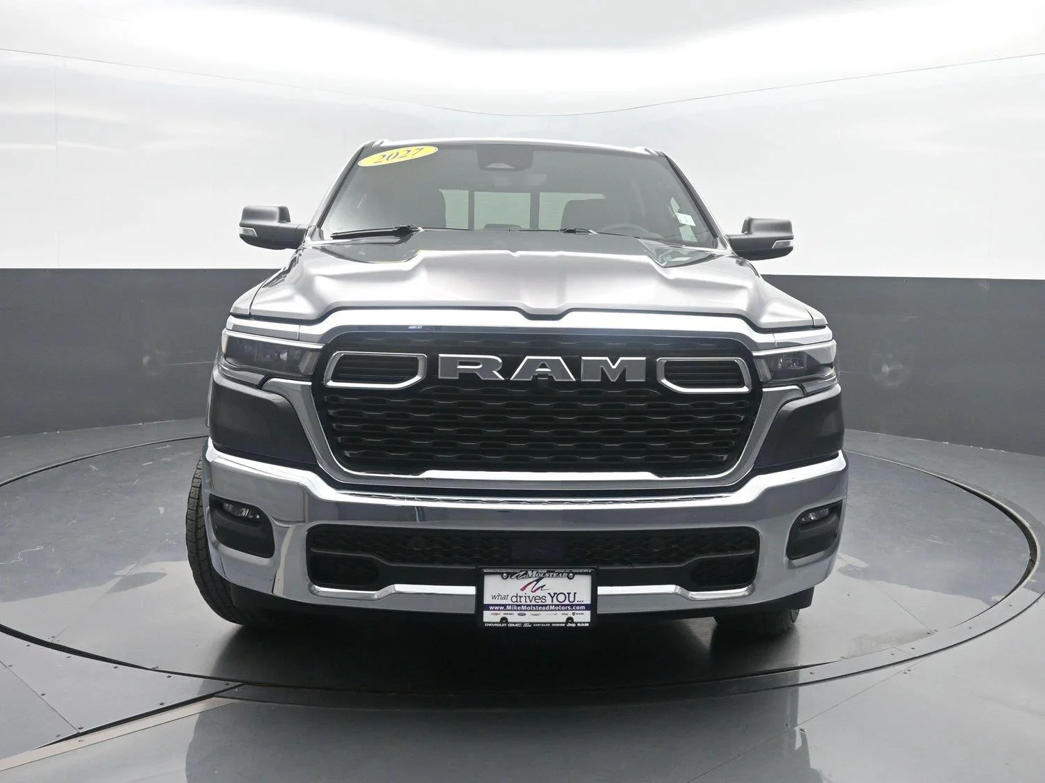 New 2027 Granite Crystal Metallic Clear-Coat Exterior Paint RAM Big Horn image 43