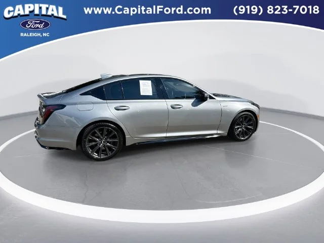 Used 2025 Silver Cadillac V-Series image 9