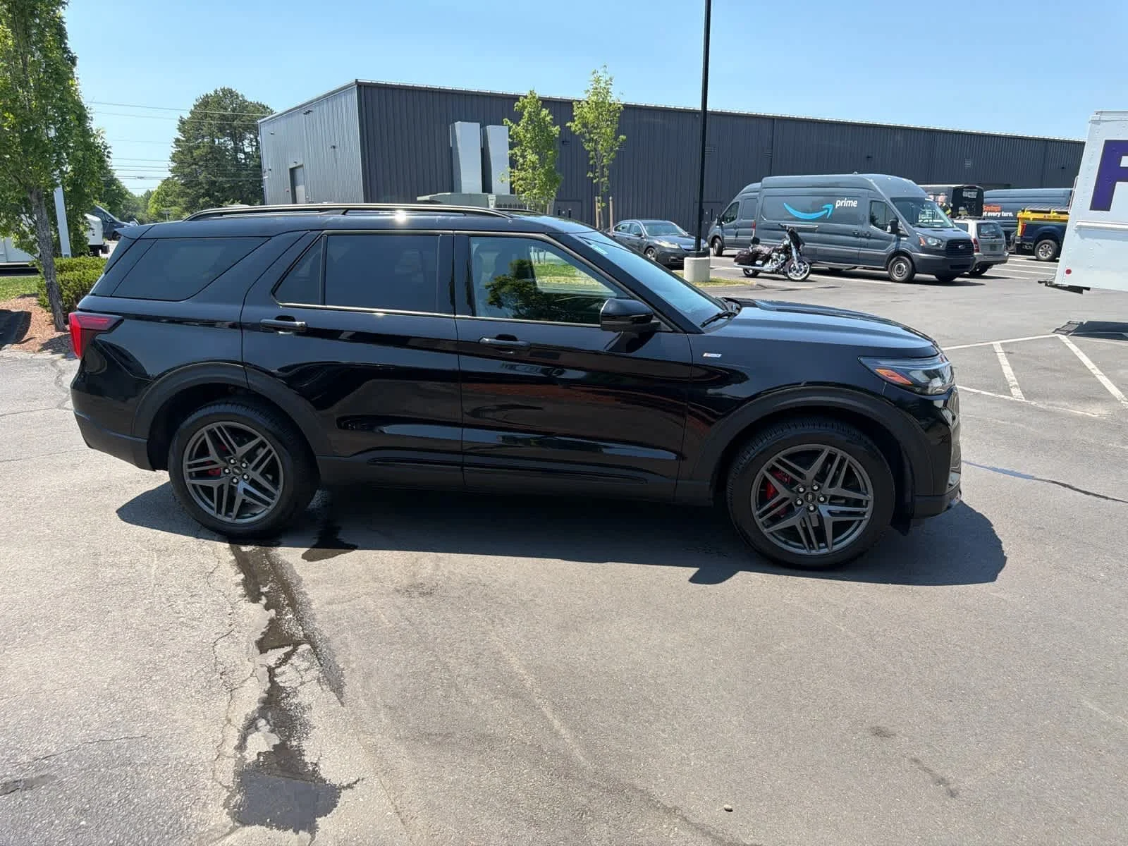 Used 2025 Agate Black Ford ST-Line image 4