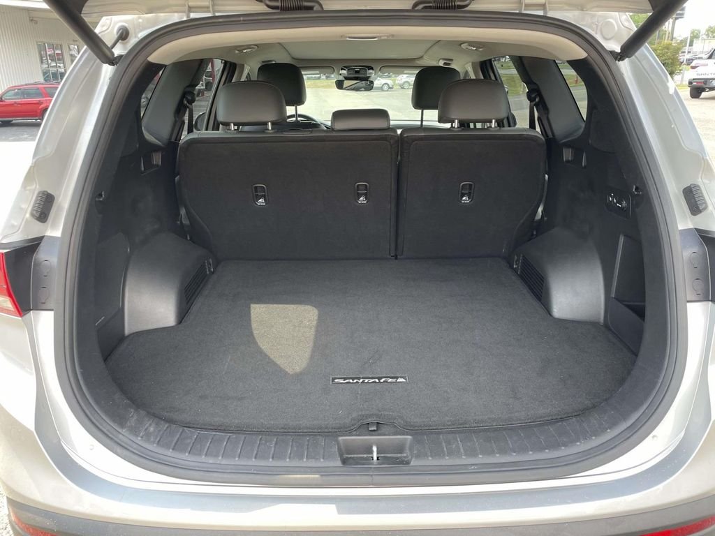 Certified Used 2023 Silver Hyundai SEL image 9